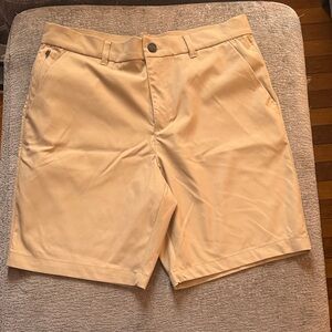 32 Degree Cool Men's Classic Stretch Chino Shorts - Tan